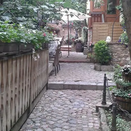Les Du Gewur'z Apartment